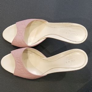 Gucci wedges size 6